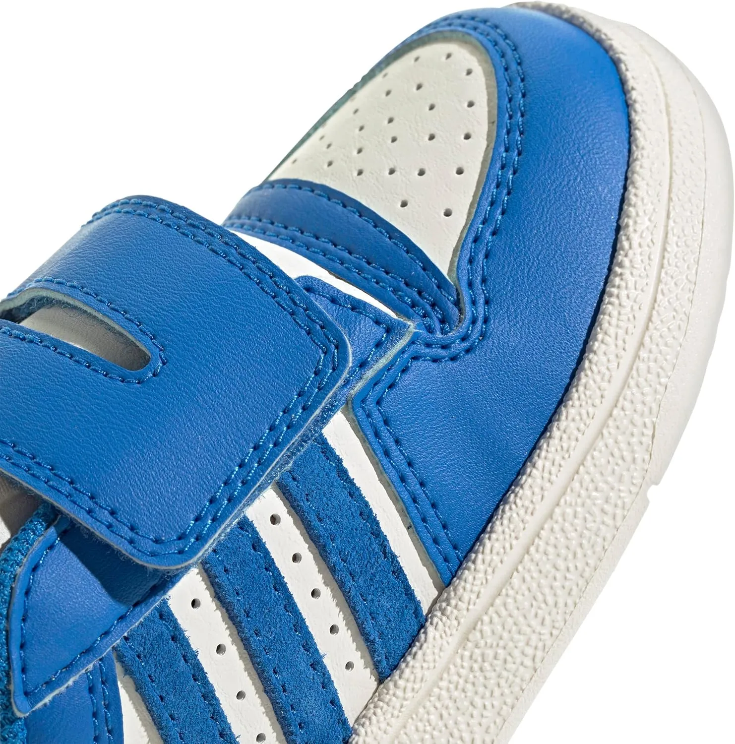adidas Unisex-Baby Turnaround (Infant/Toddler) Sneaker