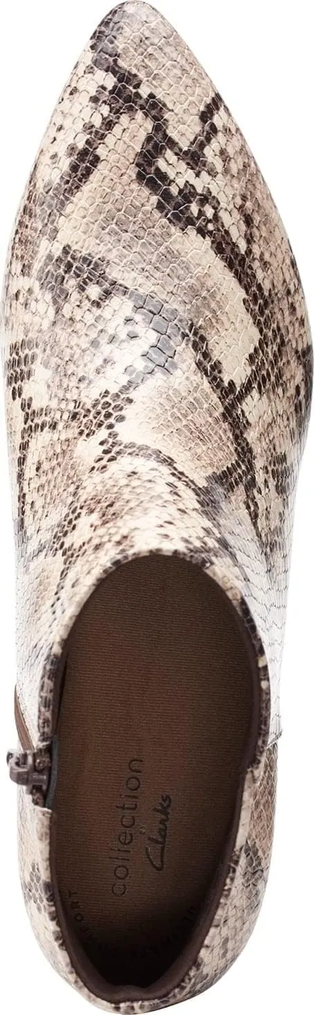 Clarks Women's Linvale Sea Ankle Boot