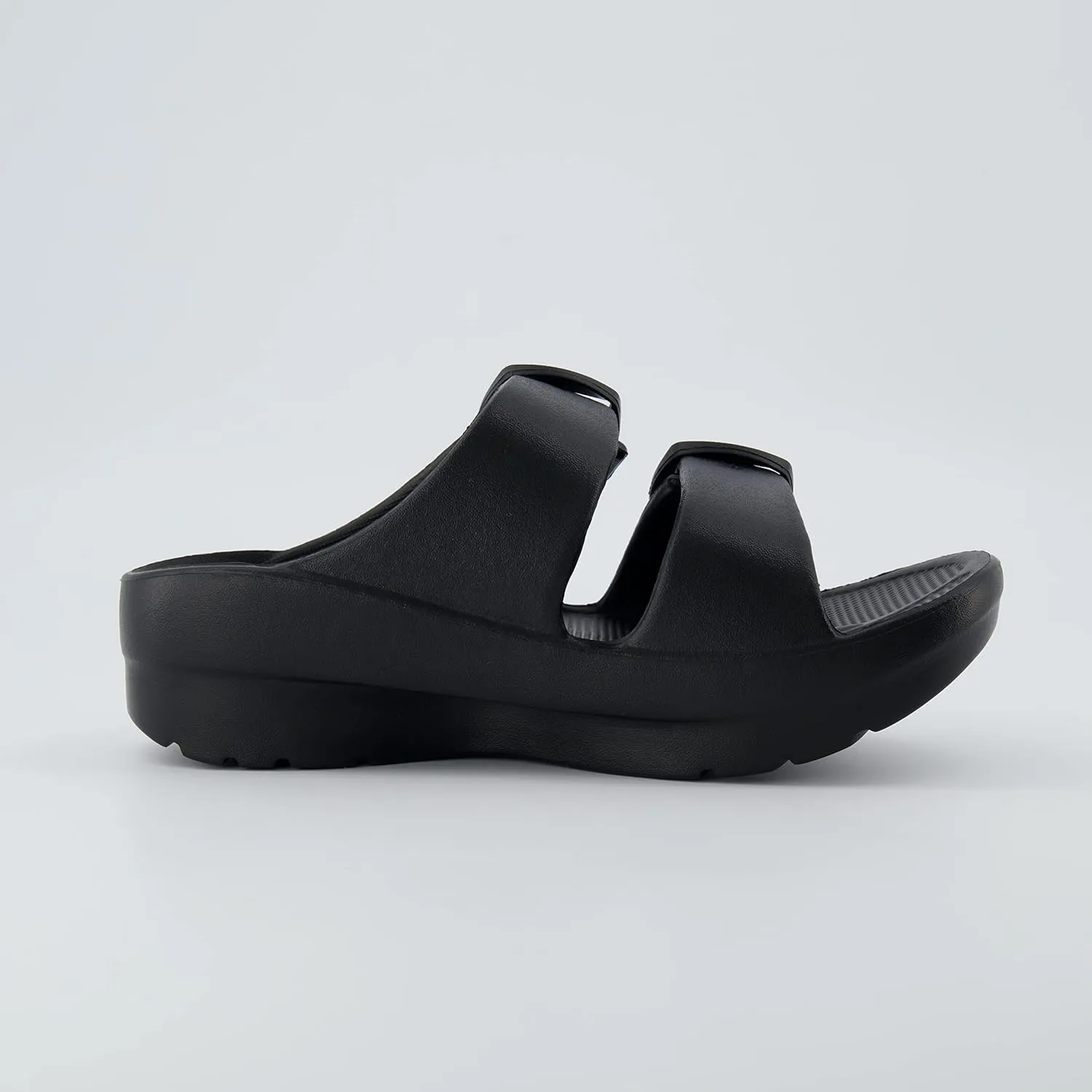CUSHIONAIRE Women's Mesa recovery slide sandal with  Comfort