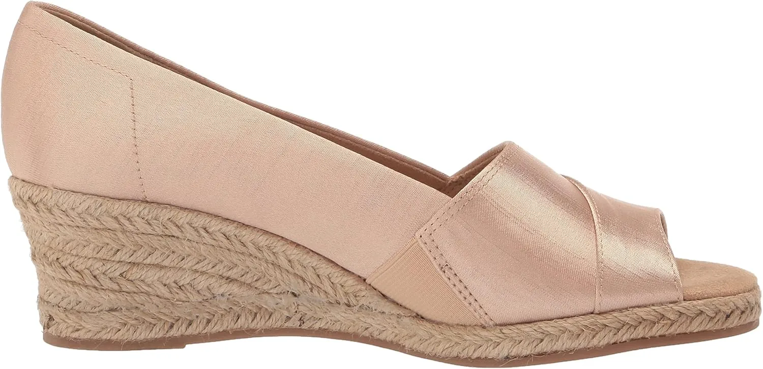 Easy Street Women's Jasper Wedge Sandal