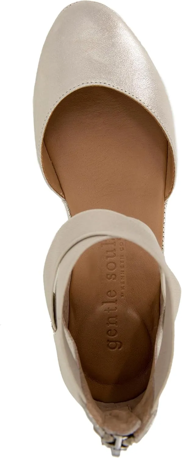 Gentle Souls by Kenneth Cole Women's Noa Wedge Sandal