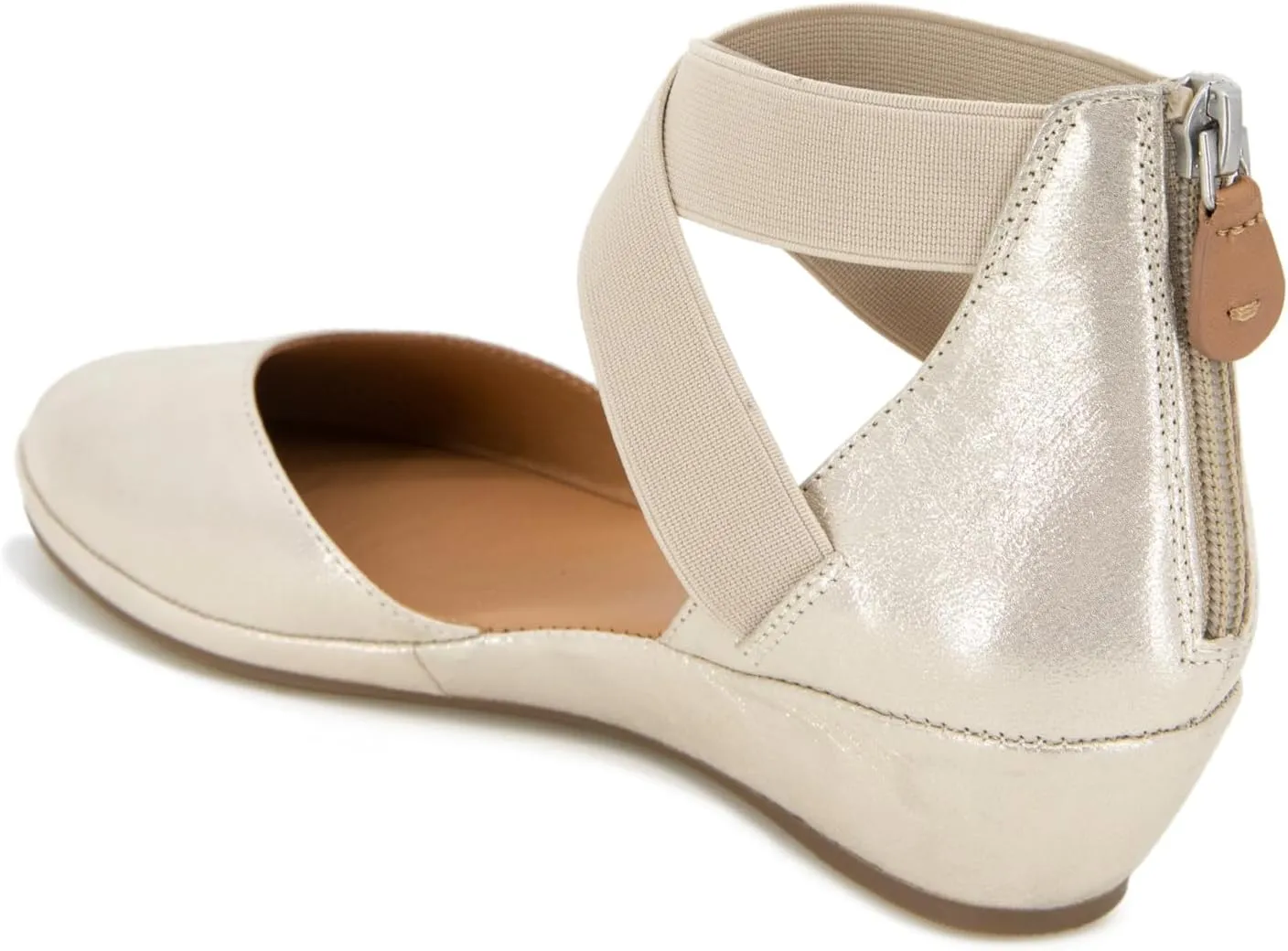 Gentle Souls by Kenneth Cole Women's Noa Wedge Sandal