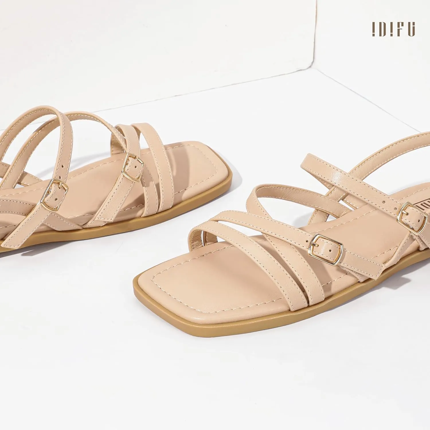 IDIFU Women's Strappy Sandals Square Open Toe Flats Sandals Gladiator Slingback Ankle Strap with Back Strap Summer Wedding Prom Work Party Comfortable Trendy Fashion Casual Dress Shoes