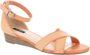 Masseys Brooklyn Women's Sandal, 6.5 B(M) US, Cantaloupe