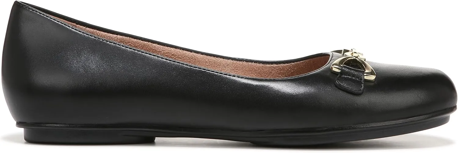 Naturalizer Women's Maxwell-Bit Chain Detail Round Toe Ballet Flat