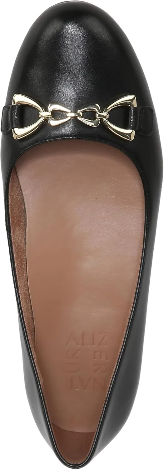 Naturalizer Women's Maxwell-Bit Chain Detail Round Toe Ballet Flat