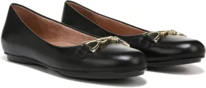 Naturalizer Women's Maxwell-Bit Chain Detail Round Toe Ballet Flat