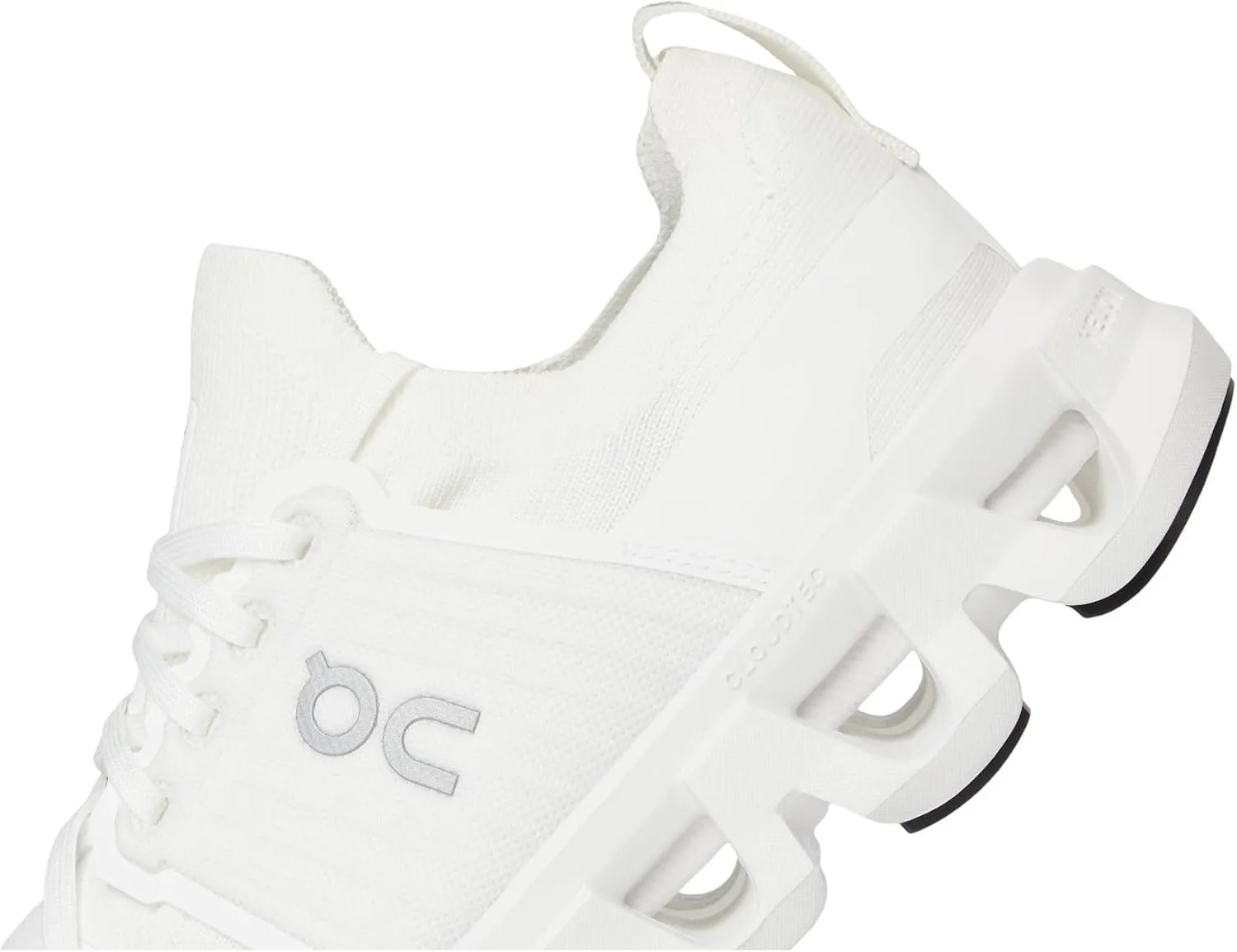 On Women's Cloudswift 4