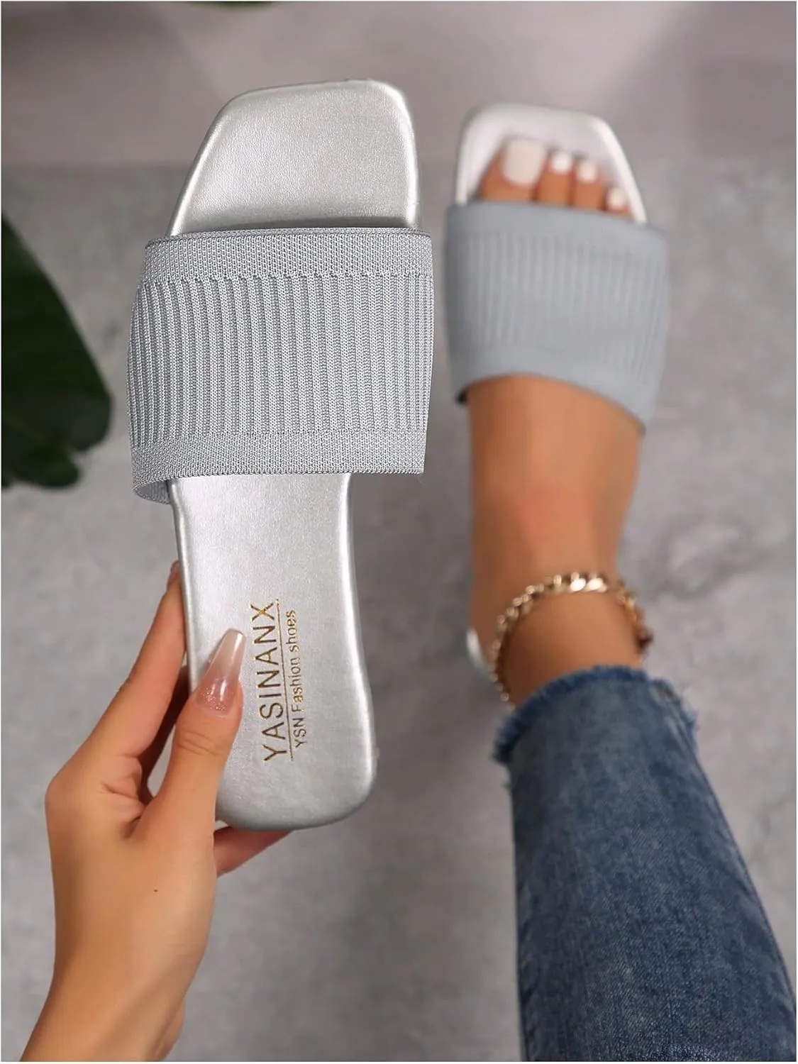 OYOANGLE Women's Single Band Square Open Toe Slide Sandals Summer Slip on Flat Sandals