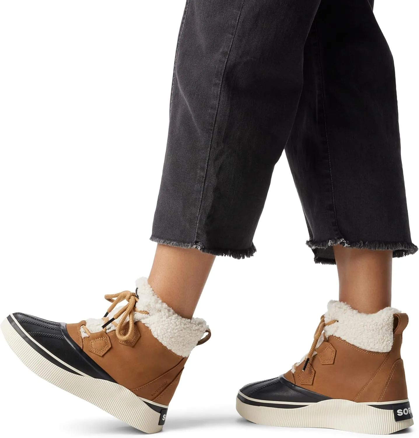 SOREL Women's Out N About lV Chillz Waterproof Boot