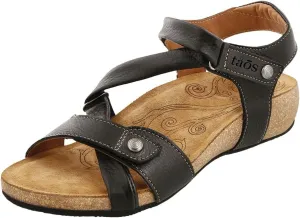 Taos Footwear Women's Universe Sandal