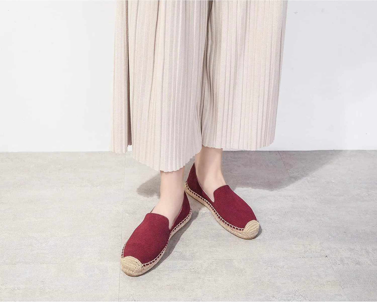 U-lite Women's Round-Toe Classic Flat Cap-Toe Slip ons Simple Espadrilles Leather Loafers
