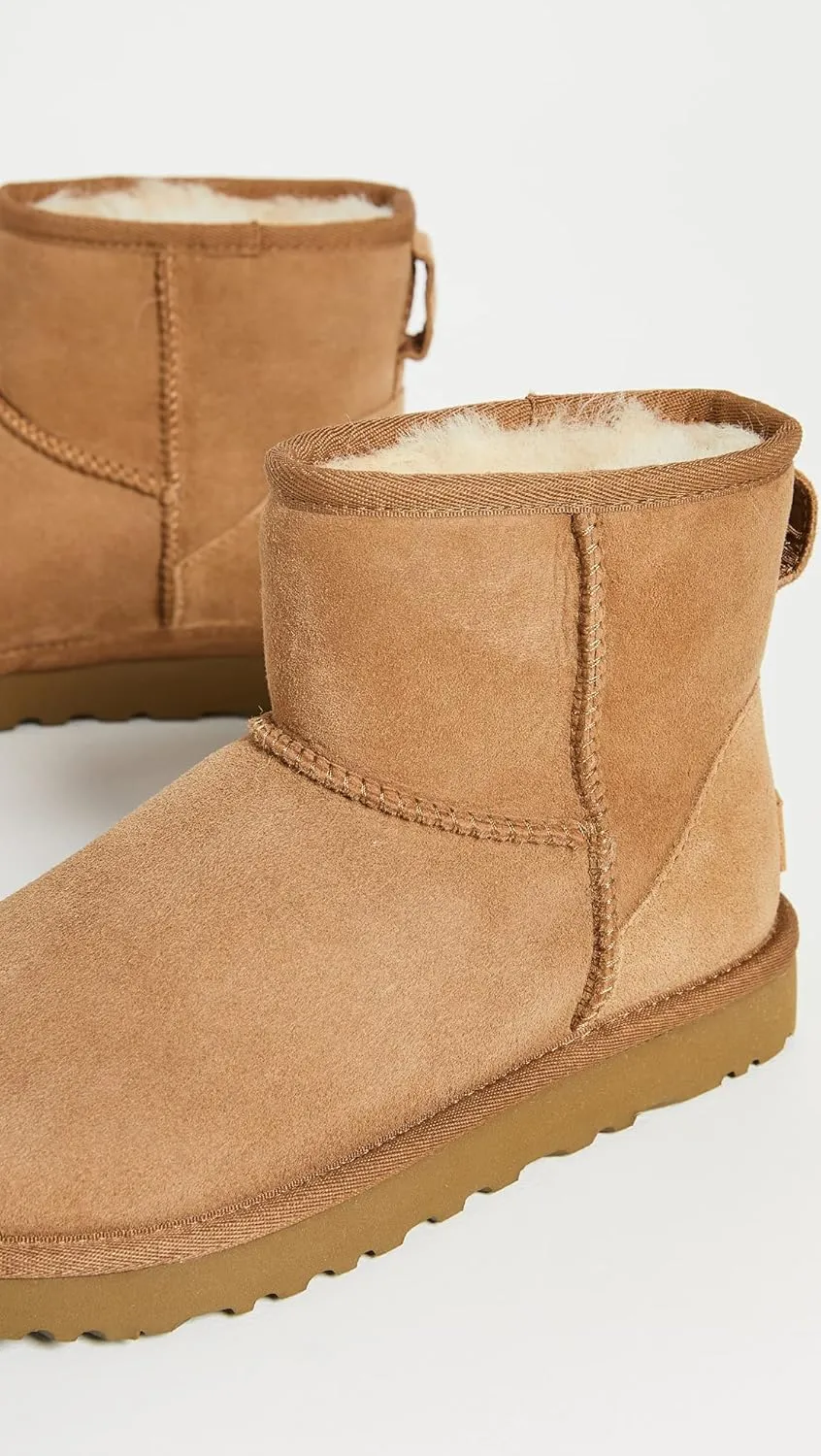 UGG Women's Classic Mini li Boot