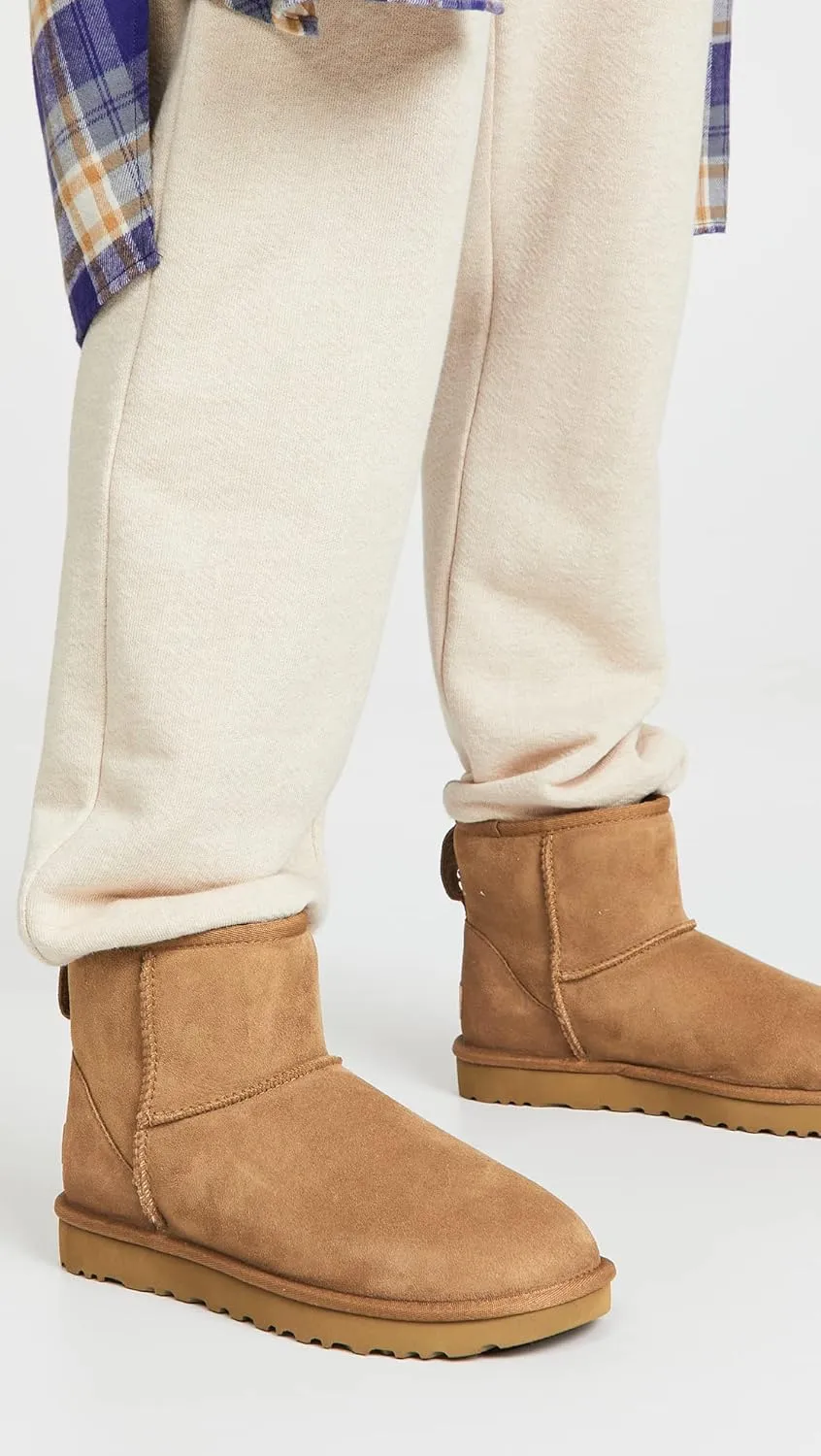 UGG Women's Classic Mini li Boot