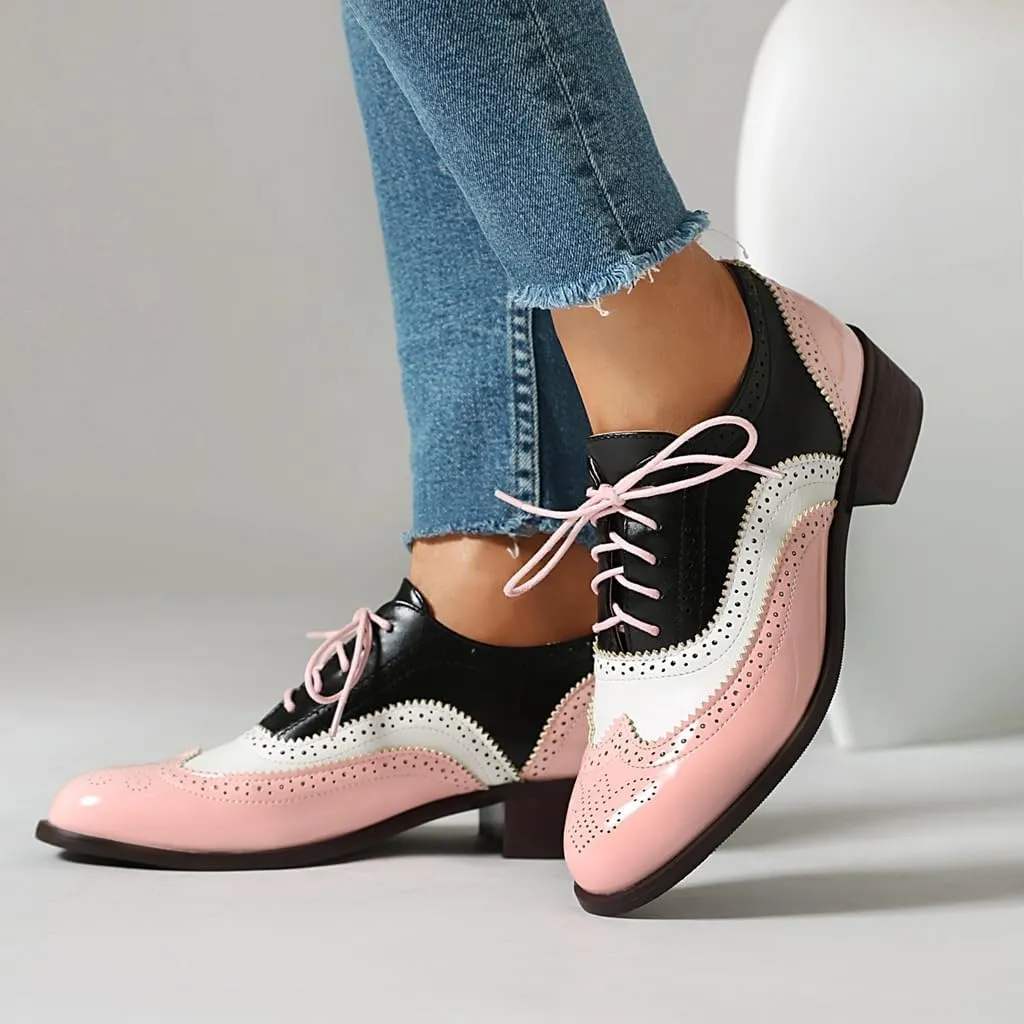 Women's Flat Saddle Oxford Shoes Two Toned Round Toe Wingtip Lace Up Perforated Low Heel School Oxfords Brogues