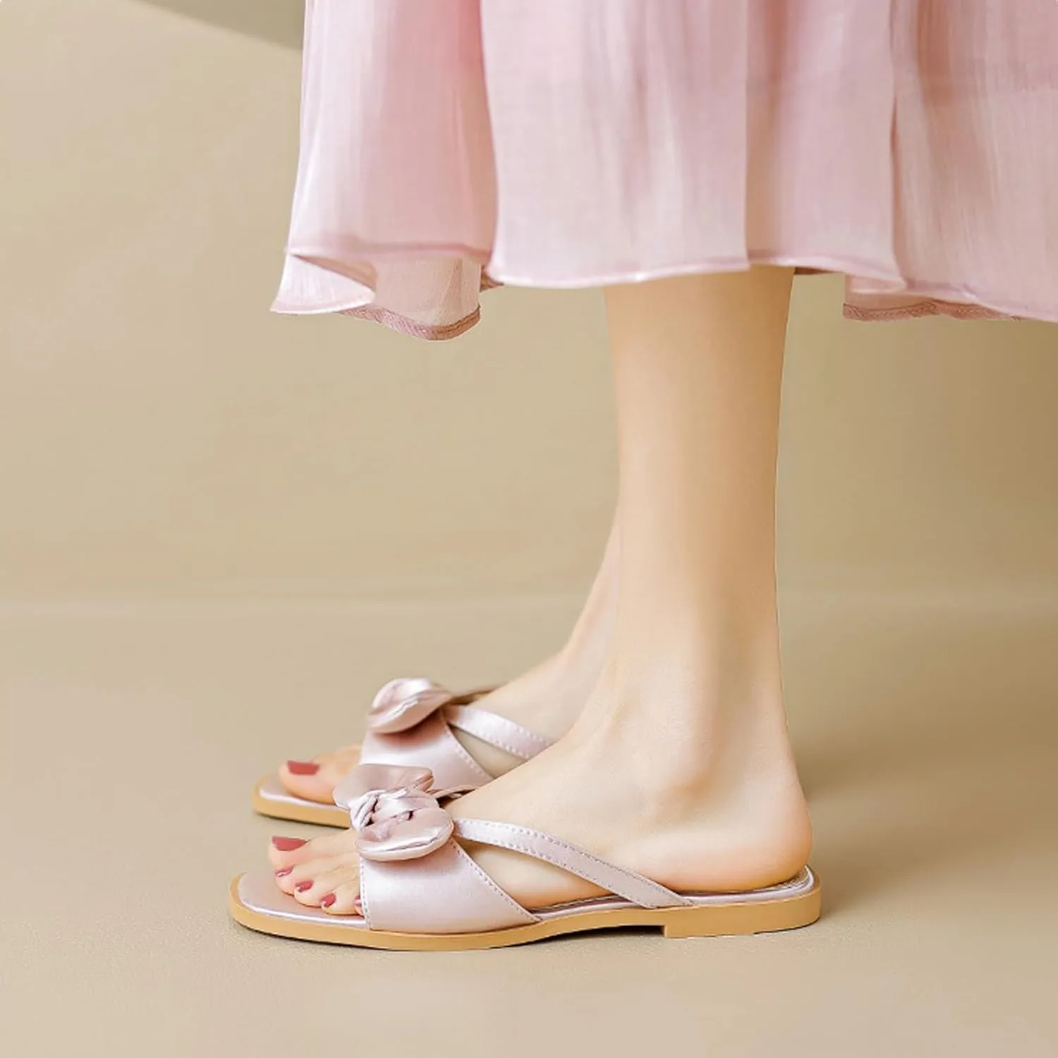 Women's Satin Bow Knot Square Toe Flat Sandals Fashion Open Toe Slip-On Dress Slides Summer Casual Beach Walking Slippers
